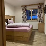 Schliederlerhof Apartment