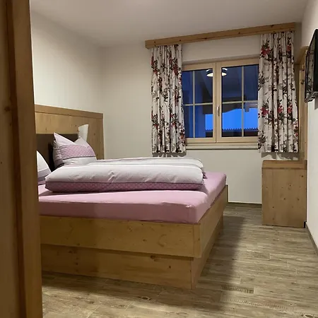 Schliederlerhof Apartment